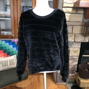 NO BOUNDARIES SIZE LARGE 11/13 BLACK LONG SLEEVE SOFT COZY SHIRT